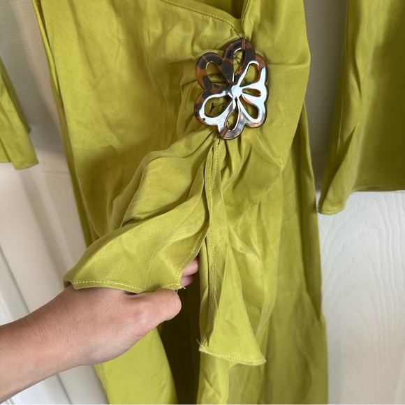 For Love and Lemons Dress Allie Midi in Olive Green - Picture 6 of 9